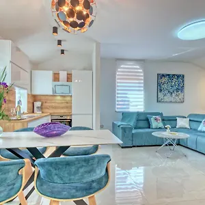 https://apartments-birimac.pula-hotels.org