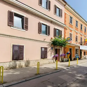 https://apartments-stanislava-fazana.pula-hotels.org